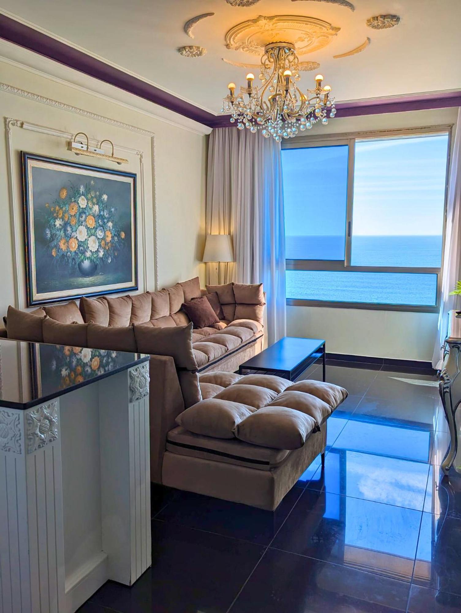 Almog Beach Apt Hotel מלון דירות אלמוג ביץ' Haifa Eksteriør billede